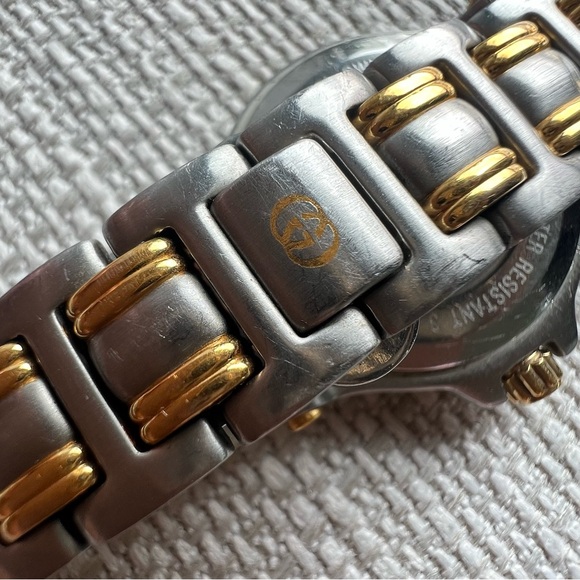 Gucci 9040L Gold and Stainless Steel - Picture 7 of 8